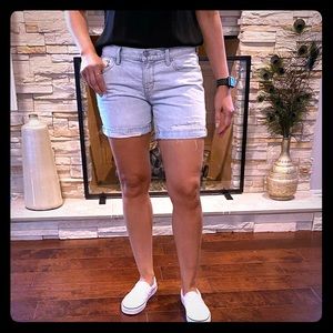 💙 Mid-rise Distressed Sexy Boyfriend Shorts 💙